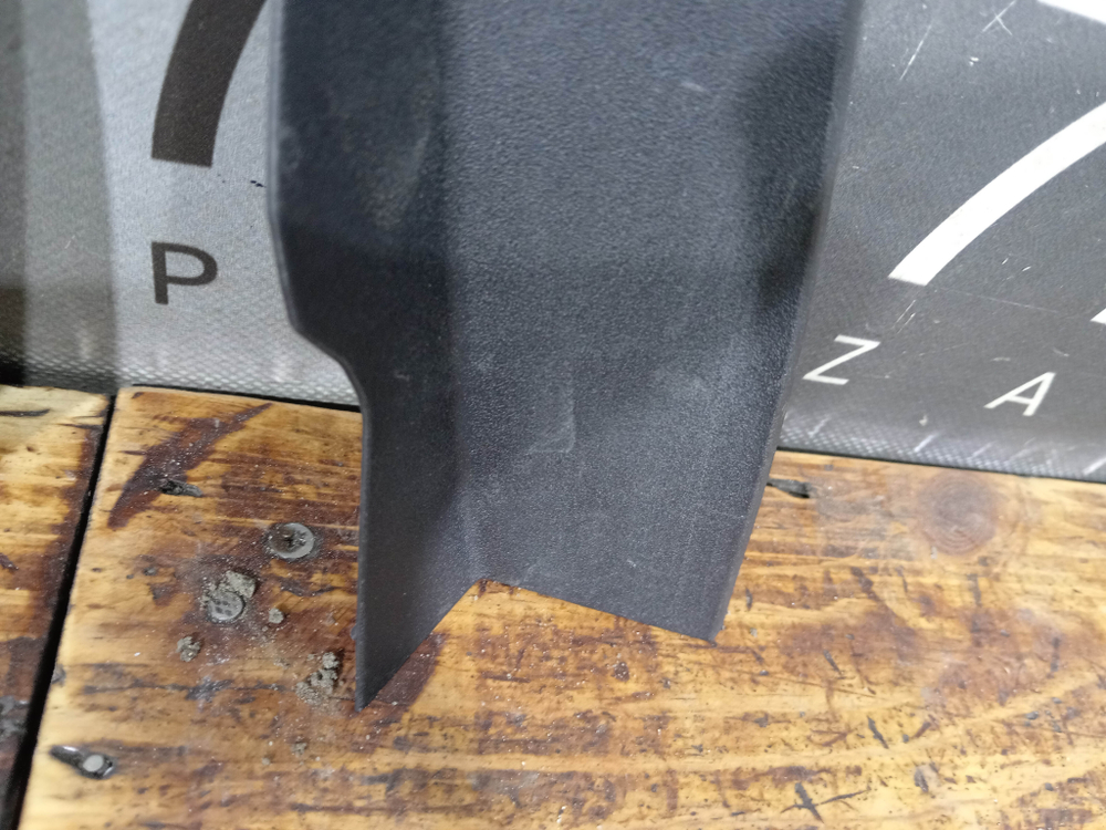 Накладки задних фонарей левая правая комплект Toyota Camry (XV70) 17-нв Б/У Оригинал 8149833020