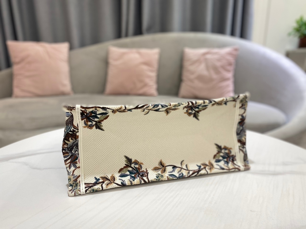 Christian Dior Book Tote 36 cm