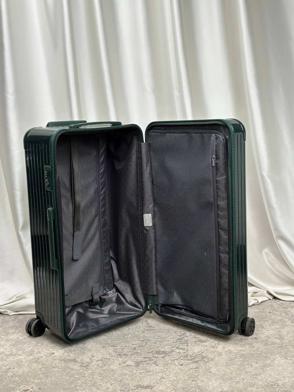 Чемодан Rimowa L, арт. 482134941