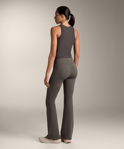 OYSHO Компрессионные брюки клеш Flare Compressive Raise Up, угольный