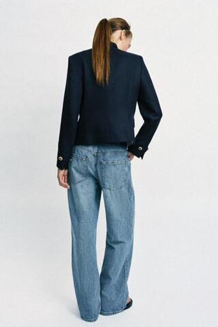 ZARA ПРИТАЛЕННЫЙ БЛЕЙЗЕР С ЗОЛОТИСТЫМИ ПУГОВИЦАМИ, МОРСКОЙ СИНИЙ