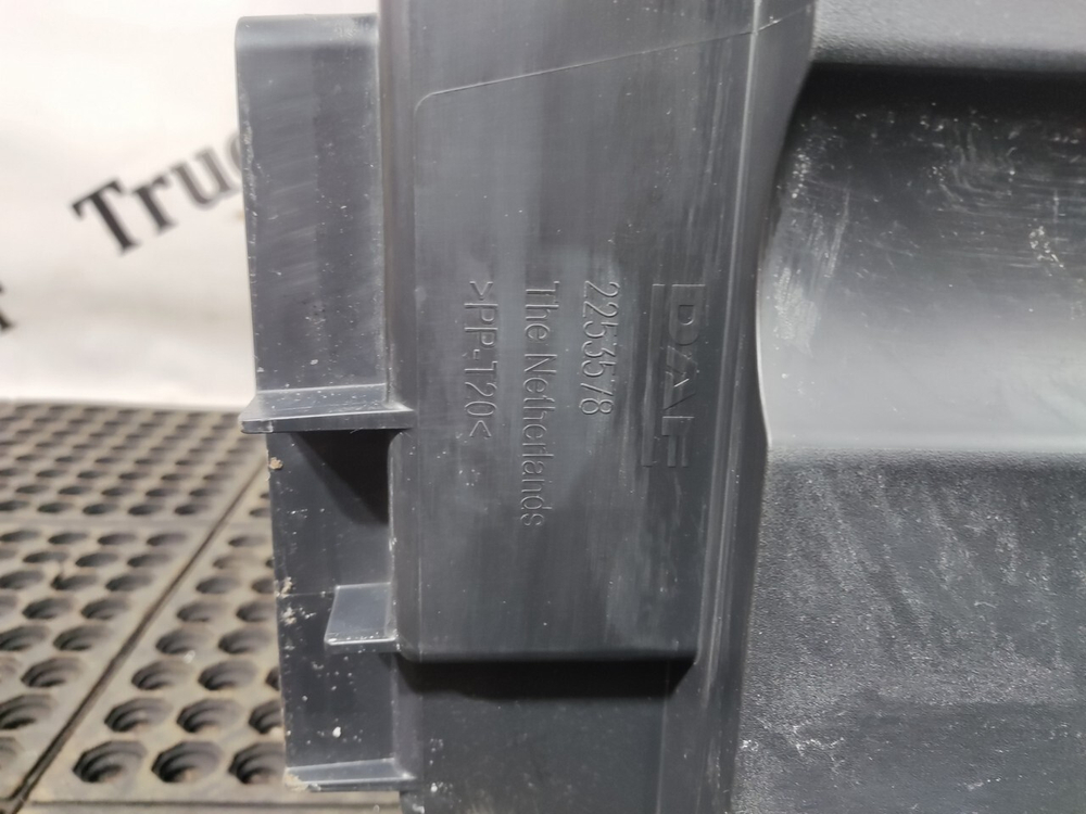 Ящик инструментальный левый 2023г