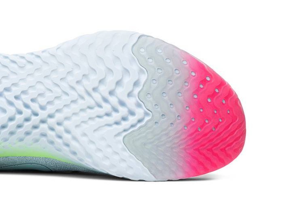 Nike Epic React Flyknit 2 Hyper Sneakers