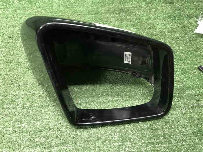 Крышка зеркала правая Mercedes M GLE W166 (11-18)