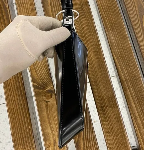 Сумка Prada Cleo, черный