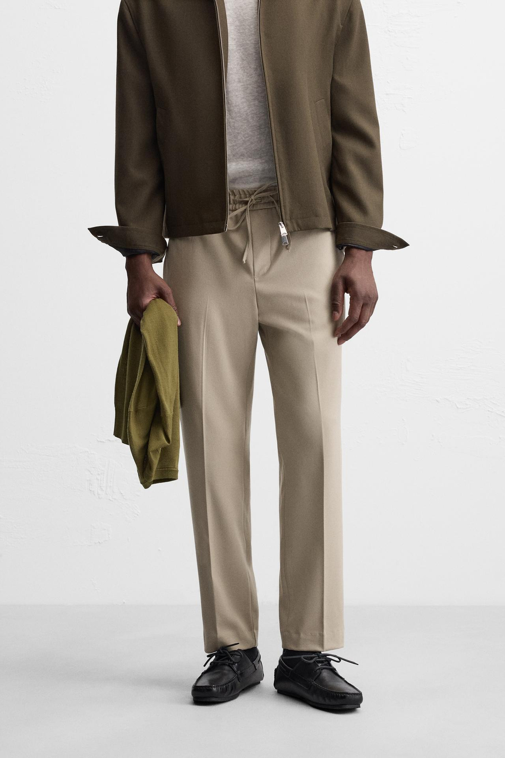 ZARA БРЮКИ-ДЖОГГЕРЫ КОМФОРТНОЙ ПОСАДКИ, ПЕСОЧНЫЙ