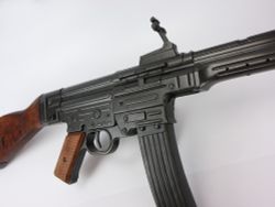 Denix Немецкая штурмовая винтовка STG-44