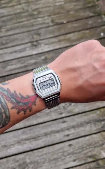 Наручные часы CASIO A1000MA-7E