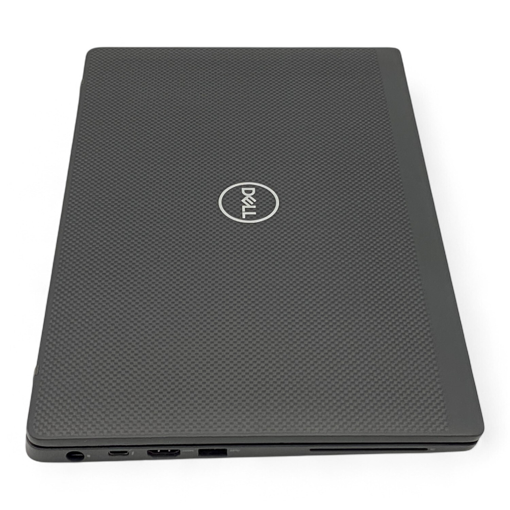Latitude 7400