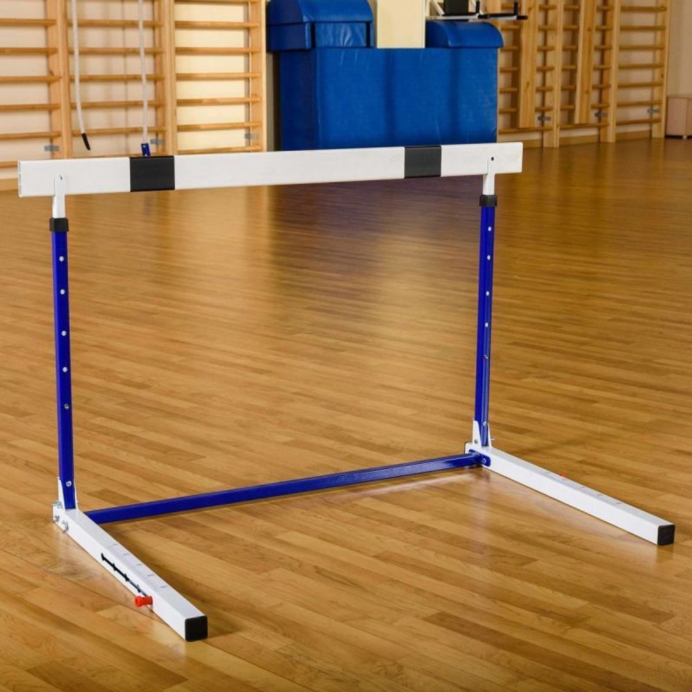 Барьер для легкой атлетики переменной высоты с противовесом (складной)