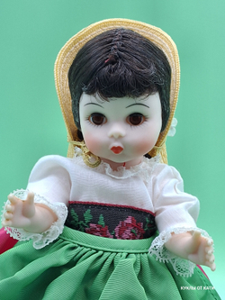 Коллекционная кукла Madame Alexander винтаж 033548