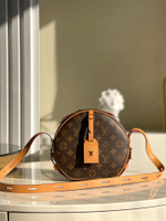 Louis Vuitton Boite Chapeau Souple MM