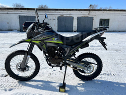 Мотоцикл Regulmoto Tour Enduro (c баланс. вал., 6 скоростей) ПТС (черный/зеленый)