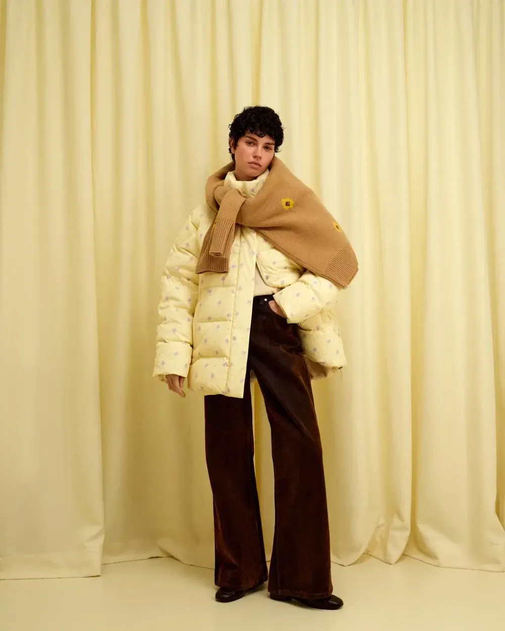 Пуховик с принтом цветочки (((Прямиком из детства))), лаванда