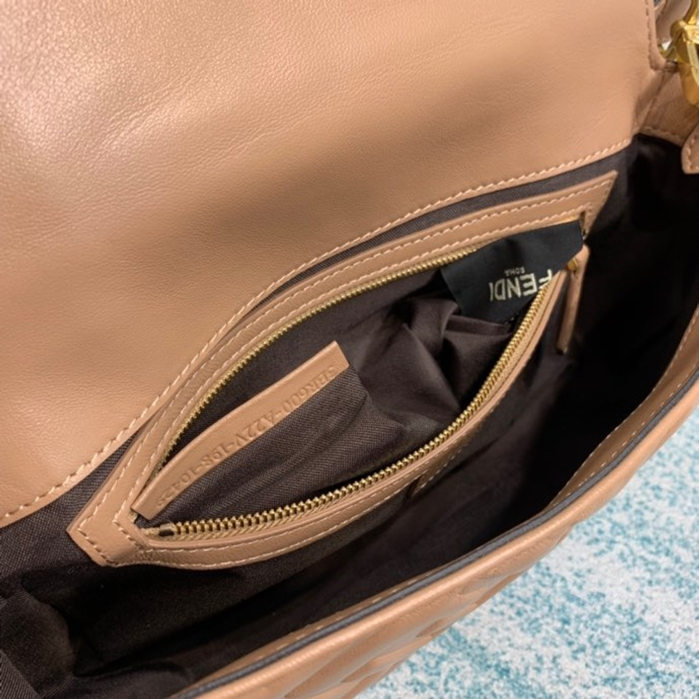 Fendi Baguette 27 cm