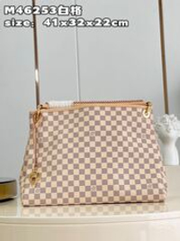 Louis Vuitton Artsy MM