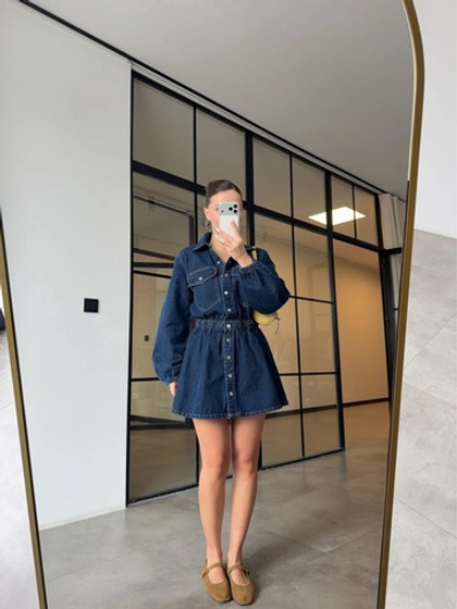 Джинсовое платье-рубашка  в длине мини