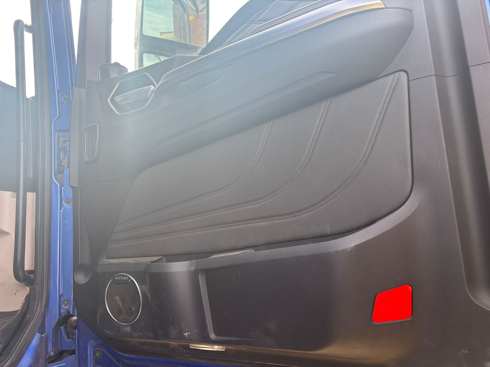 SITRAK C7H 6x4 Седельный тягач ZZ4256V364HE (Дизельный, 12,4 л, 480 л.с., АТ)