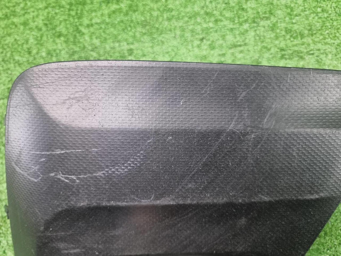 Накладка ПТФ правая Subaru Forester 5 SK (18-21)