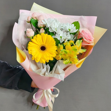 Авторский букет с герберой