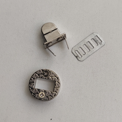 Замок вертушка на винтах Солнышко Серебро