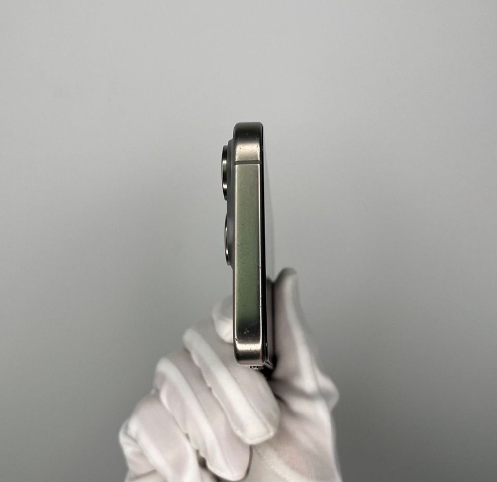 iPhone 15 Pro, 256 ГБ б/у