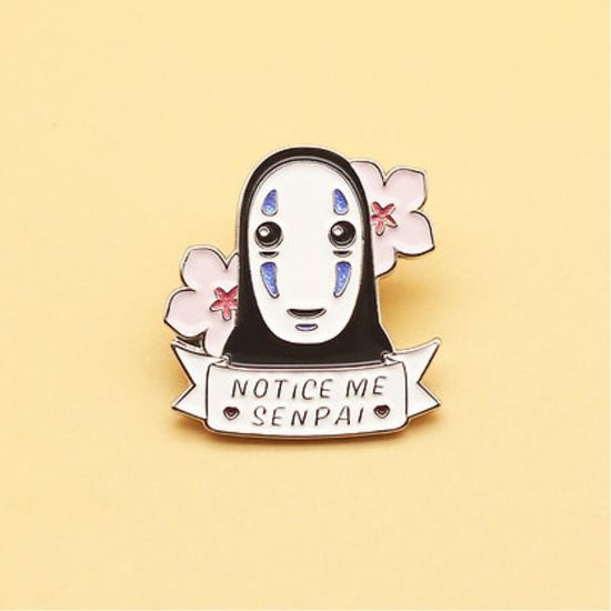 Значок металлический "Унесенные призраками. Безликий", 3x2,8см