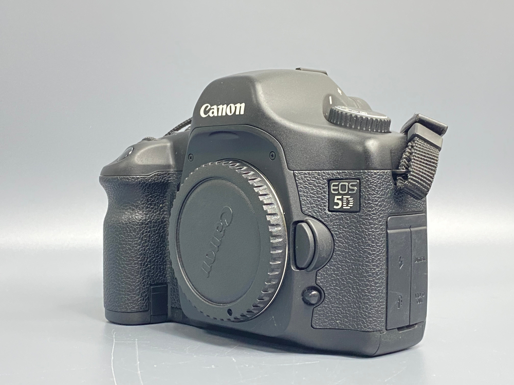 Canon EOS 5D