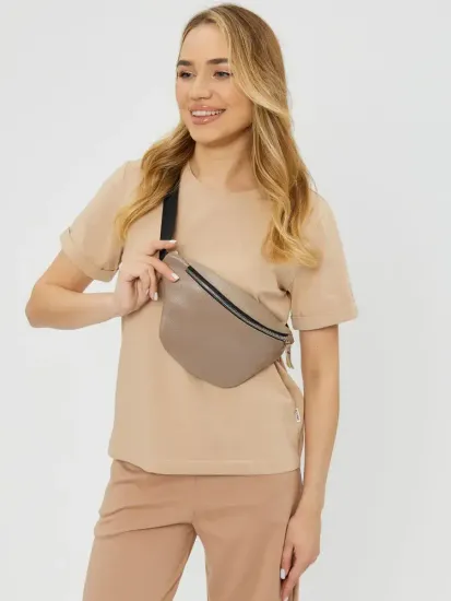 Женская и мужская кожаная сумка "Бананка" цвет бежевый!