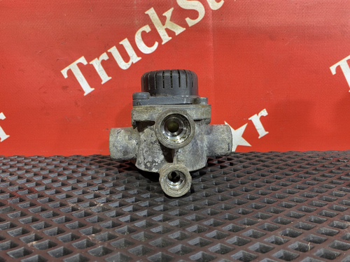 Клапан ускорительный