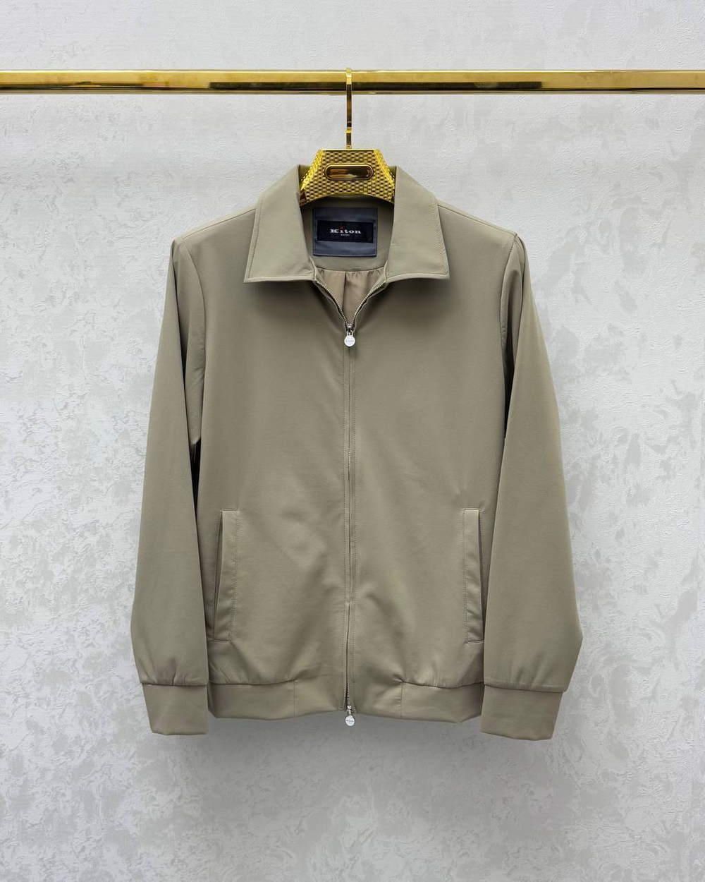 Прогулочный костюм Kiton