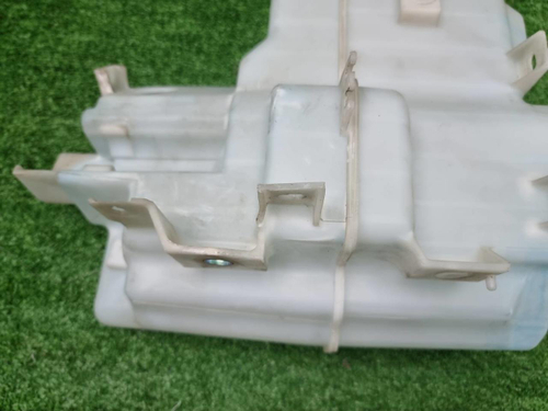 Бачок омывателя Mazda CX-5 1 (2011-2017)