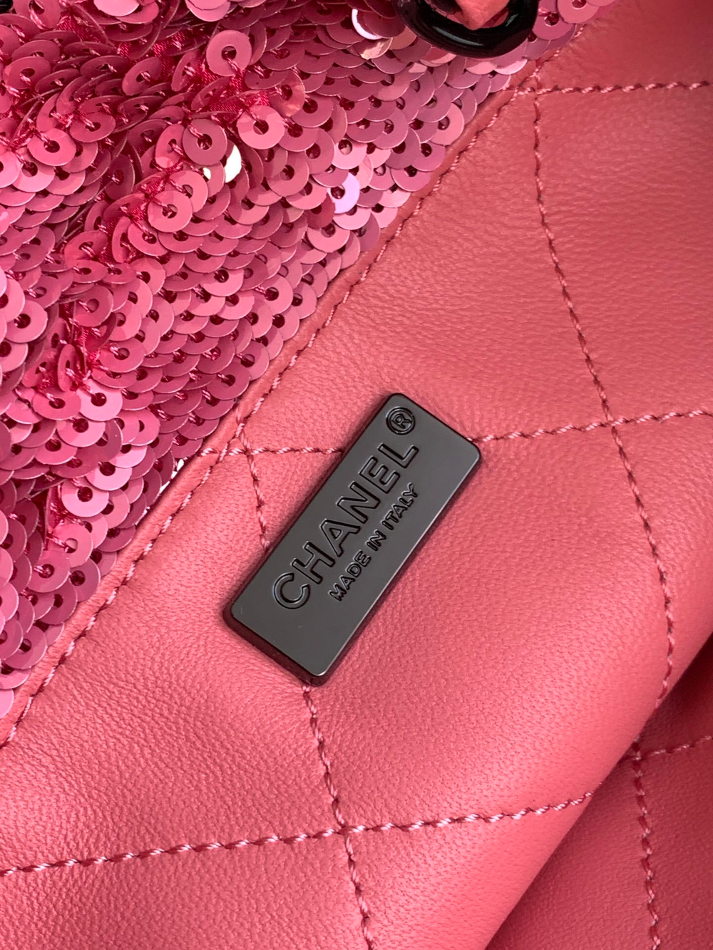Chanel Shopping Bag 39 cm