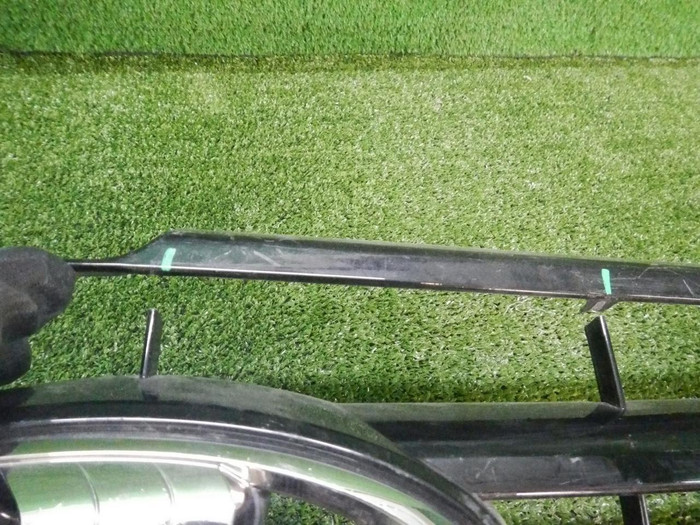 Решетка радиатора Lada Vesta (2015-н.в.)