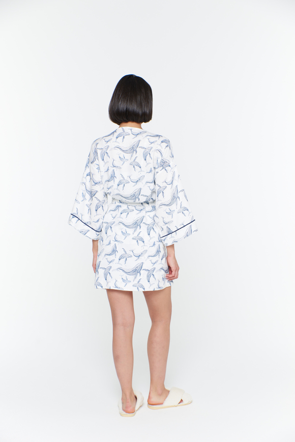 Халат из вискозы с кантом и китами мини