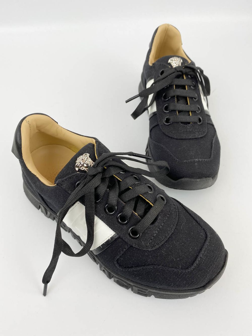 Новые кроссовки Versace, 27