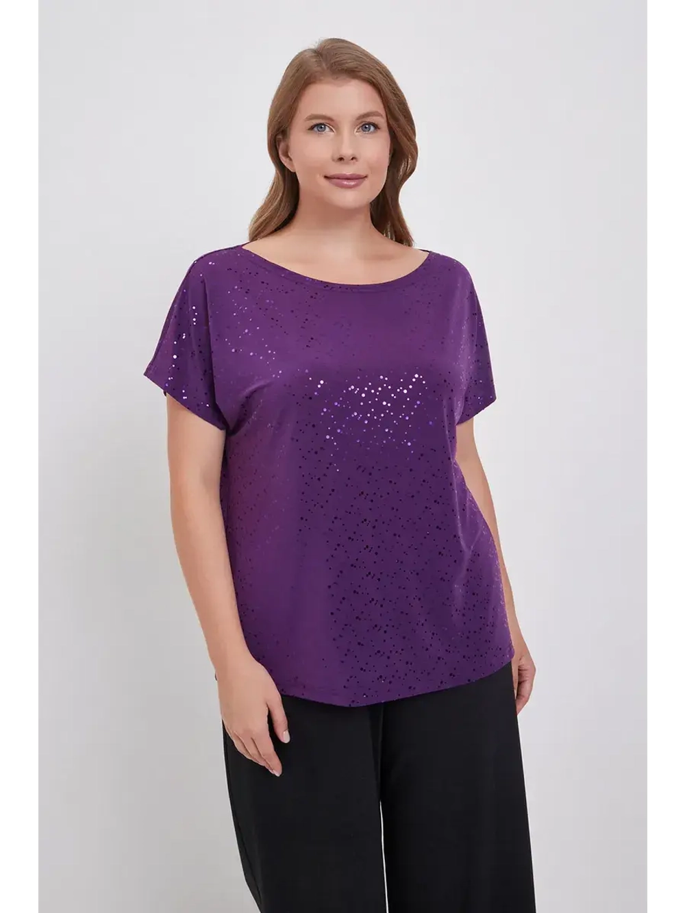 Блузка с пайетками короткий рукав