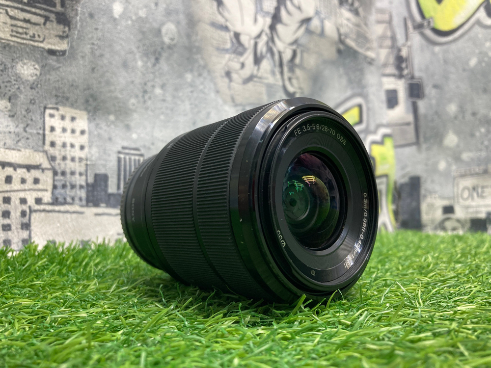 Sony FE 28-70mm 3.5-5.6 OSS (С дефектом)
