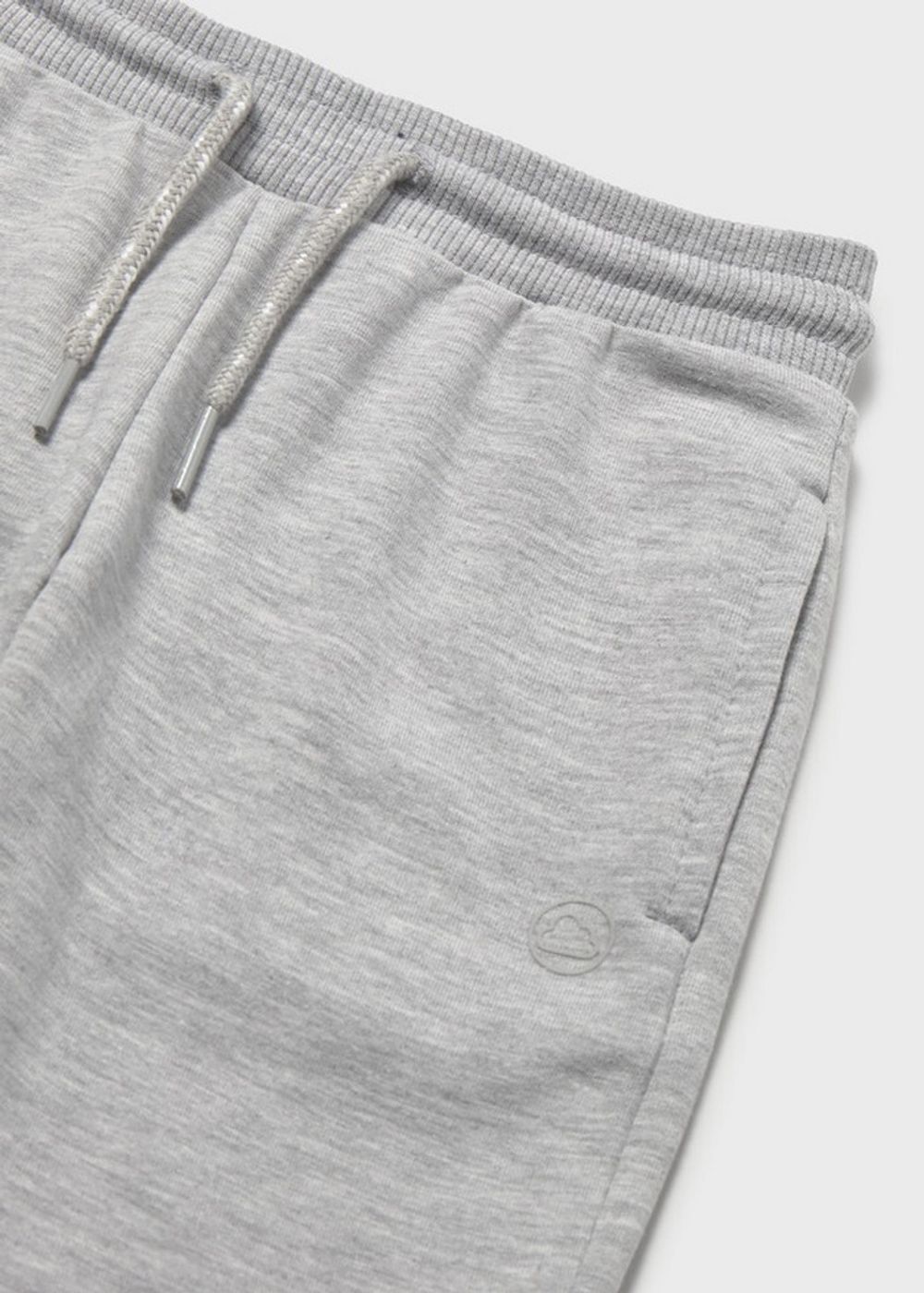 спортивные брюки