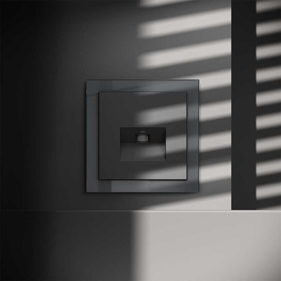 Розетка компьютерная встраиваемая Voltum S70 RJ45 кат.6, (графит) VLS060107