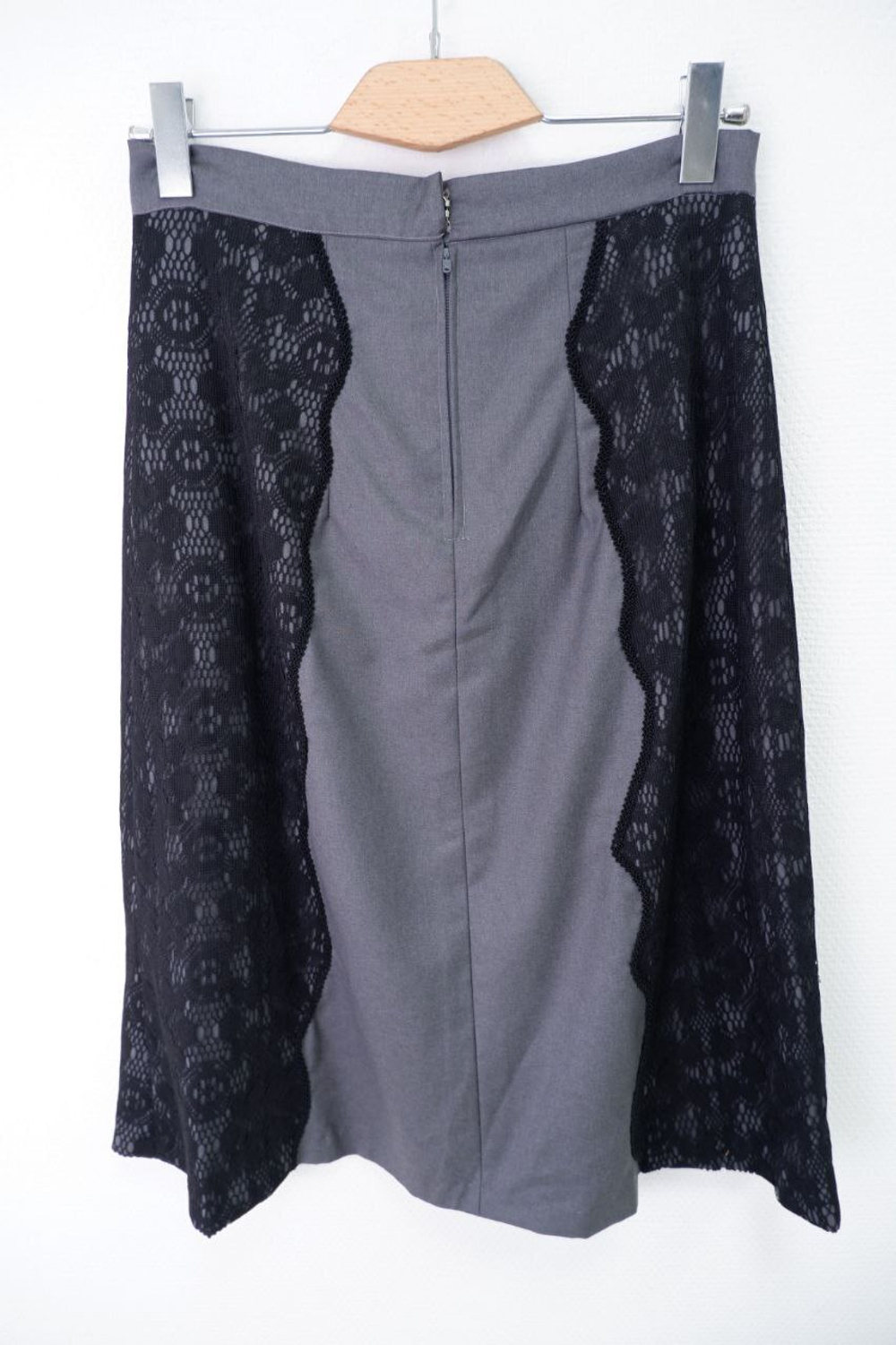 Юбка стильная 46 размер