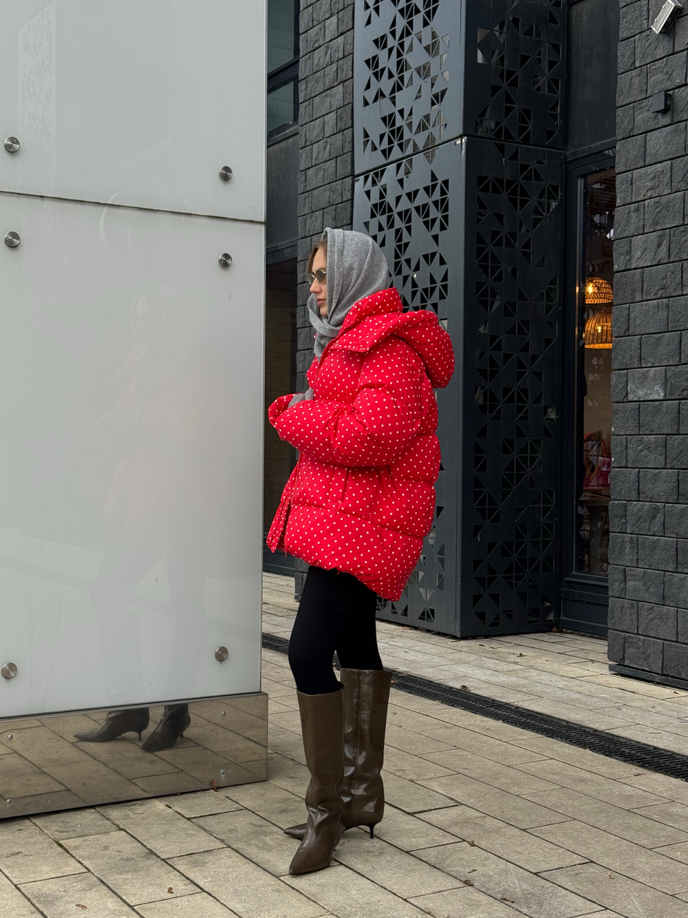 Пуховик Рокет миди красный в горох