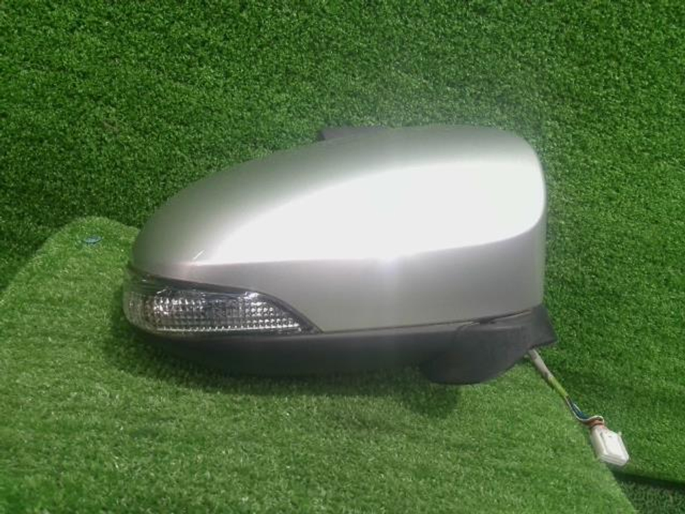 зеркало правое Toyota Premio ZRT260 261
