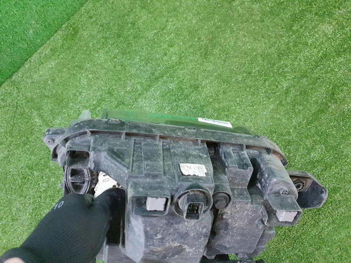 Фара левая Hyundai Santa Fe 4 TM (2018-2021) LED