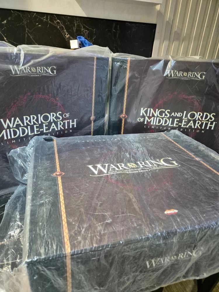 WAR OF THE RING – Limited Edition