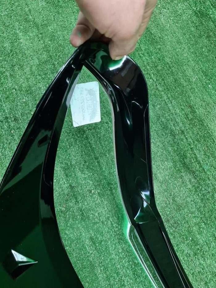 Стекло фары левое BMW X7 G07 (2019-2022)