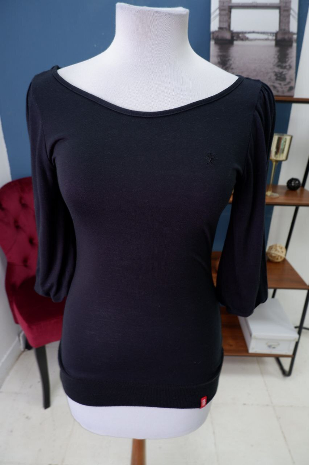 Футболка Esprit модная 42 размер