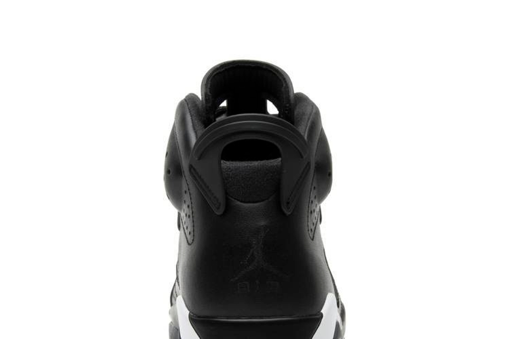Retro 6 black cat top