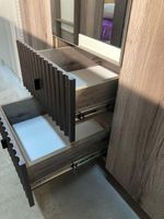 Шкаф 3-х дверн с ножками Ольга-3 Дуб делано серый/сильвер Пэлас