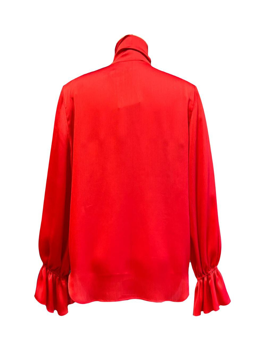 Блуза с бантом